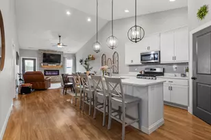 7 Prairie Trl, Monticello, IL 61856 - Photo 6