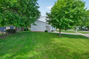 1324 Demmond St, Joliet, IL 60432 - Photo 22
