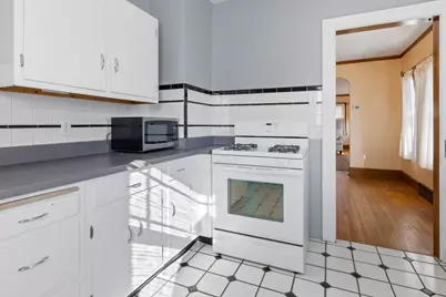 412 Welty Avenue, Rockford, IL 61107 - Photo 6