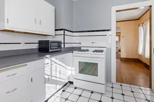 412 Welty Ave, Rockford, IL 61107 - Photo 6