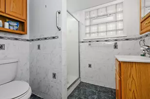 15120 Springfield Ave, Midlothian, IL 60445 - Photo 14