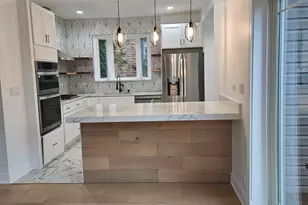 5402 N Mobile Ave, Chicago, IL 60630 - Photo 10