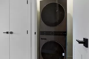 2505 W Farragut Ave, Chicago, IL 60625 - Photo 6