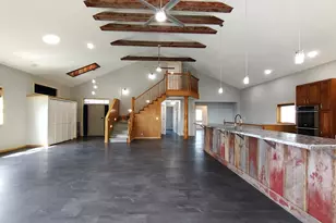 8806 Trask Bridge Rd, Rockford, IL 61101 - Photo 20