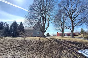 8806 Trask Bridge Rd, Rockford, IL 61101 - Photo 24