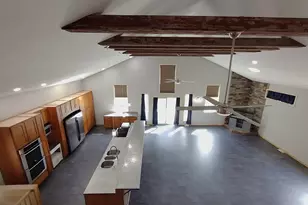 8806 Trask Bridge Rd, Rockford, IL 61101 - Photo 26