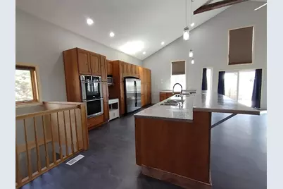 8806 Trask Bridge Road, Rockford, IL 61101 - Photo 24