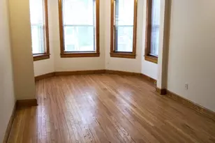 707 W Cornelia Ave, Chicago, IL 60657 - Photo 2