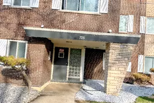 723 Grant Ave, Chicago Heights, IL 60411 - Photo 1