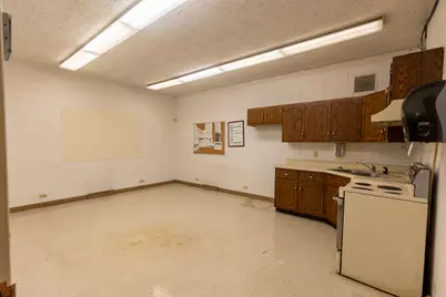 5830 W 35th Street, Cicero, IL 60804 - Photo 14