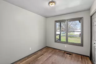 109 Illini Ct, Vienna, IL 62995 - Photo 14