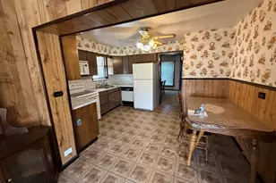 7445 W Winona St, Harwood Heights, IL 60706 - Photo 6