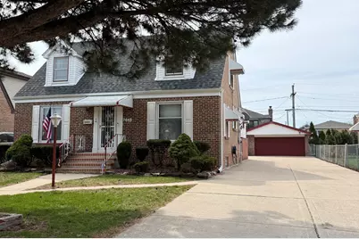 7445 W Winona Street, Harwood Heights, IL 60706 - Photo 1