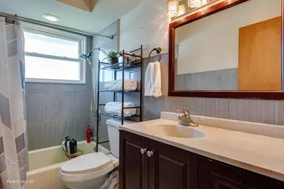 10817 S Oak Park Avenue, Worth, IL 60482 - Photo 14