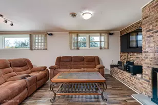 10817 S Oak Park Ave, Worth, IL 60482 - Photo 18