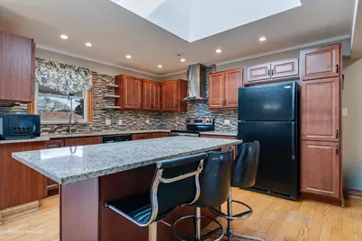 10817 S Oak Park Avenue, Worth, IL 60482 - Photo 8