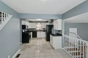 14500 Sawyer Ave, Midlothian, IL 60445 - Photo 4