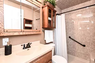 2737 Gabriel Ave, Zion, IL 60099 - Photo 16