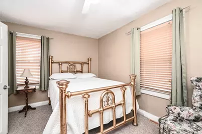 2737 Gabriel Avenue, Zion, IL 60099 - Photo 14