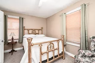 2737 Gabriel Ave, Zion, IL 60099 - Photo 14