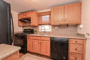 2737 Gabriel Ave, Zion, IL 60099 - Photo 12