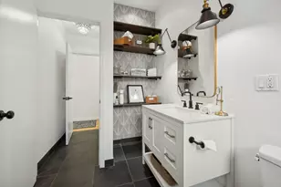 885 N Hermitage Ave, Chicago, IL 60622 - Photo 18