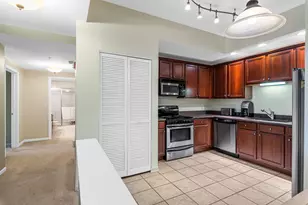 400 Mcdaniels Cir, Clarendon Hills, IL 60514 - Photo 6
