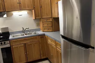 9074 W Terrace Dr, Niles, IL 60714 - Photo 6