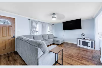 4519 W 90th Place, Hometown, IL 60456 - Photo 2