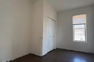 6725 S Eberhart Ave, Chicago, IL 60637 - Photo 10