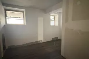 6725 S Eberhart Ave, Chicago, IL 60637 - Photo 12