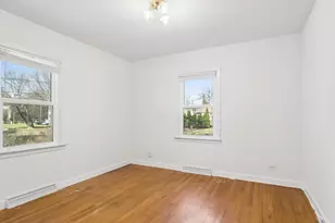 142 S Fremont St, Palatine, IL 60067 - Photo 10