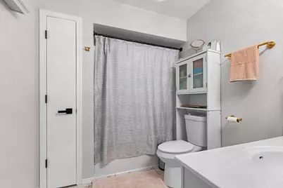 200 Bounty Drive NE, Poplar Grove, IL 61065 - Photo 14