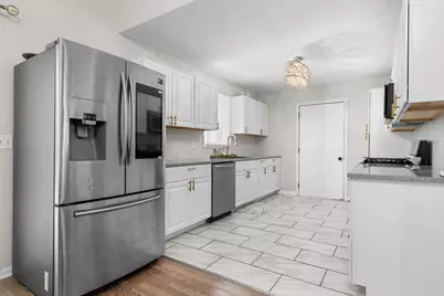 200 Bounty Drive NE, Poplar Grove, IL 61065 - Photo 10