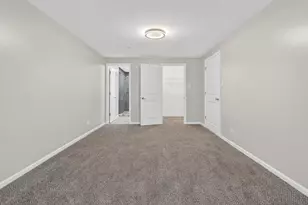 17829 Baker Ct, Country Club Hills, IL 60478 - Photo 8