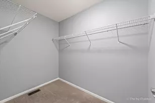 1633 Pebble Beach Cir, Elgin, IL 60123 - Photo 16