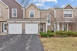 1633 Pebble Beach Cir, Elgin, IL 60123 - Photo 1