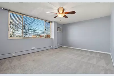 2201 S Highland Avenue #4L, Lombard, IL 60148 - Photo 12