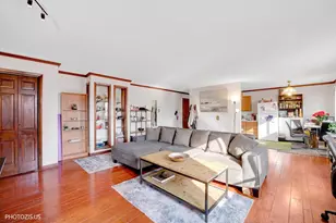 5100 N Sheridan Rd, Chicago, IL 60640 - Photo 2