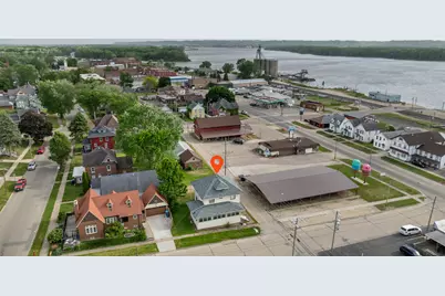 115 Van Buren Street, Savanna, IL 61074 - Photo 32