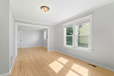 1144 N Austin Boulevard #1, Oak Park, IL 60302 - Photo 4