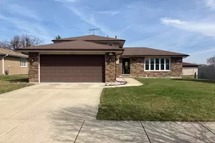16543 Cranberry Ct, Tinley Park, IL 60487 - Photo 1