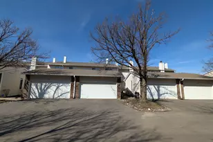 636 Pintail St, Deerfield, IL 60015 - Photo 2