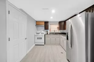 5728 N McVicker Ave, Chicago, IL 60646 - Photo 16