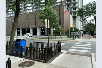 6033 N Sheridan Road #26L, Chicago, IL 60660 - Photo 2