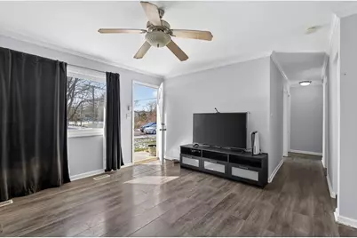 196 Hadleigh Road, Bolingbrook, IL 60440 - Photo 6