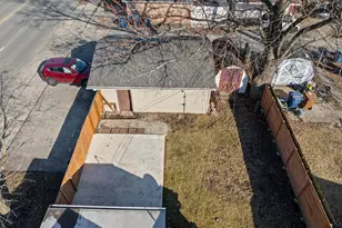 9301 S 54th Ct, Oak Lawn, IL 60453 - Photo 32