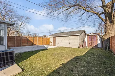 9301 S 54th Court, Oak Lawn, IL 60453 - Photo 26