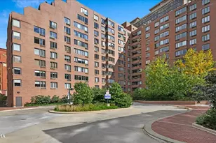 801 S Plymouth Ct, Chicago, IL 60605 - Photo 1