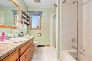 5345 Forest Trail, Oak Forest, IL 60452 - Photo 12